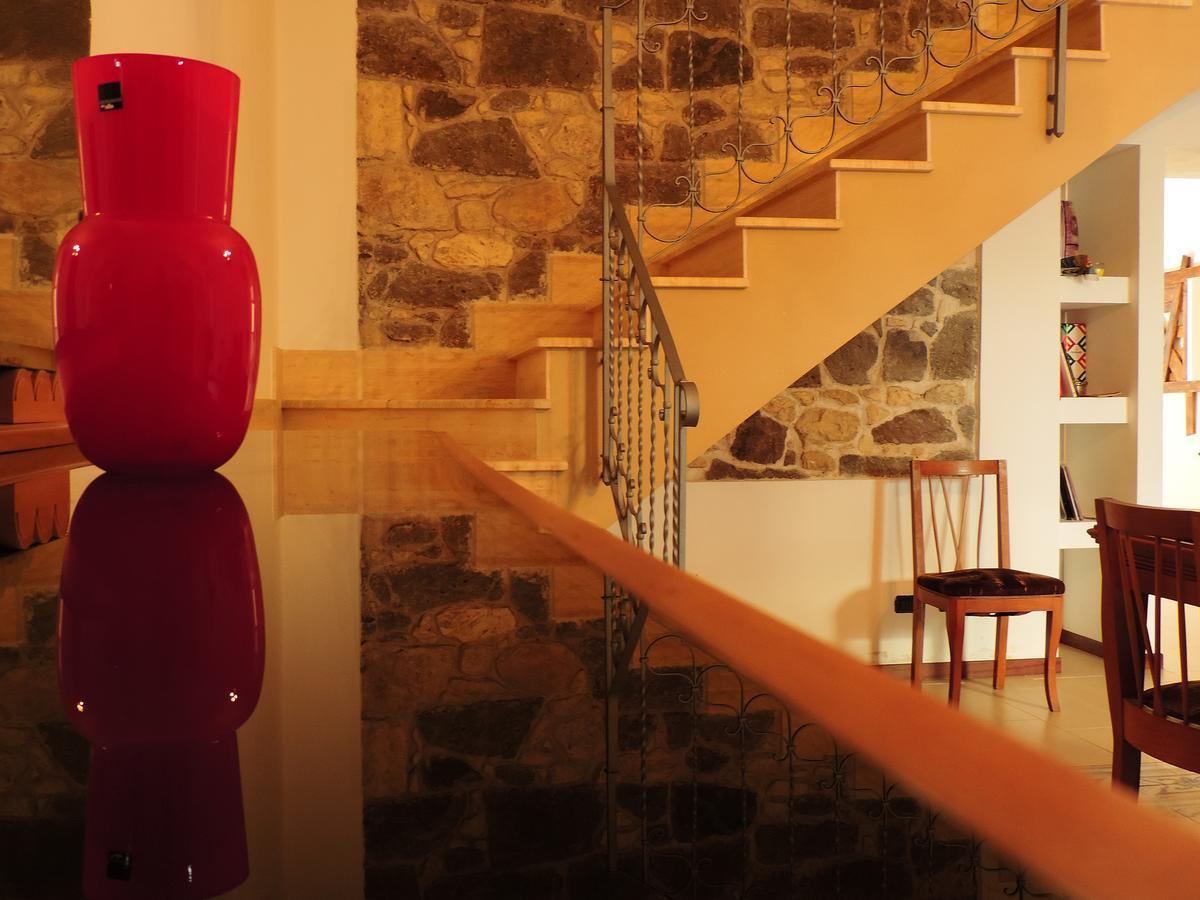 B&B Danonna Ittiri エクステリア 写真